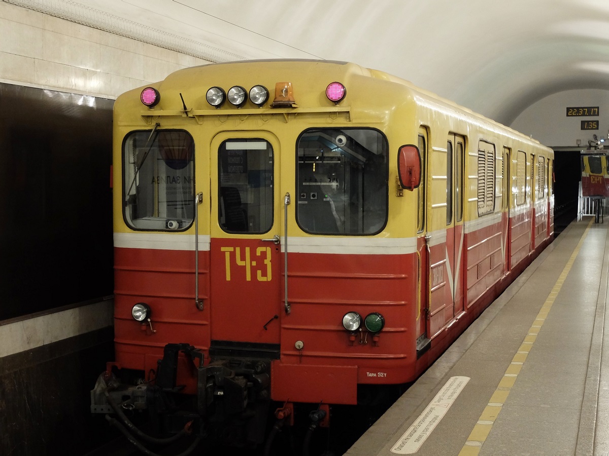 Санкт-Петербург, 81-581 № ЭКА-003