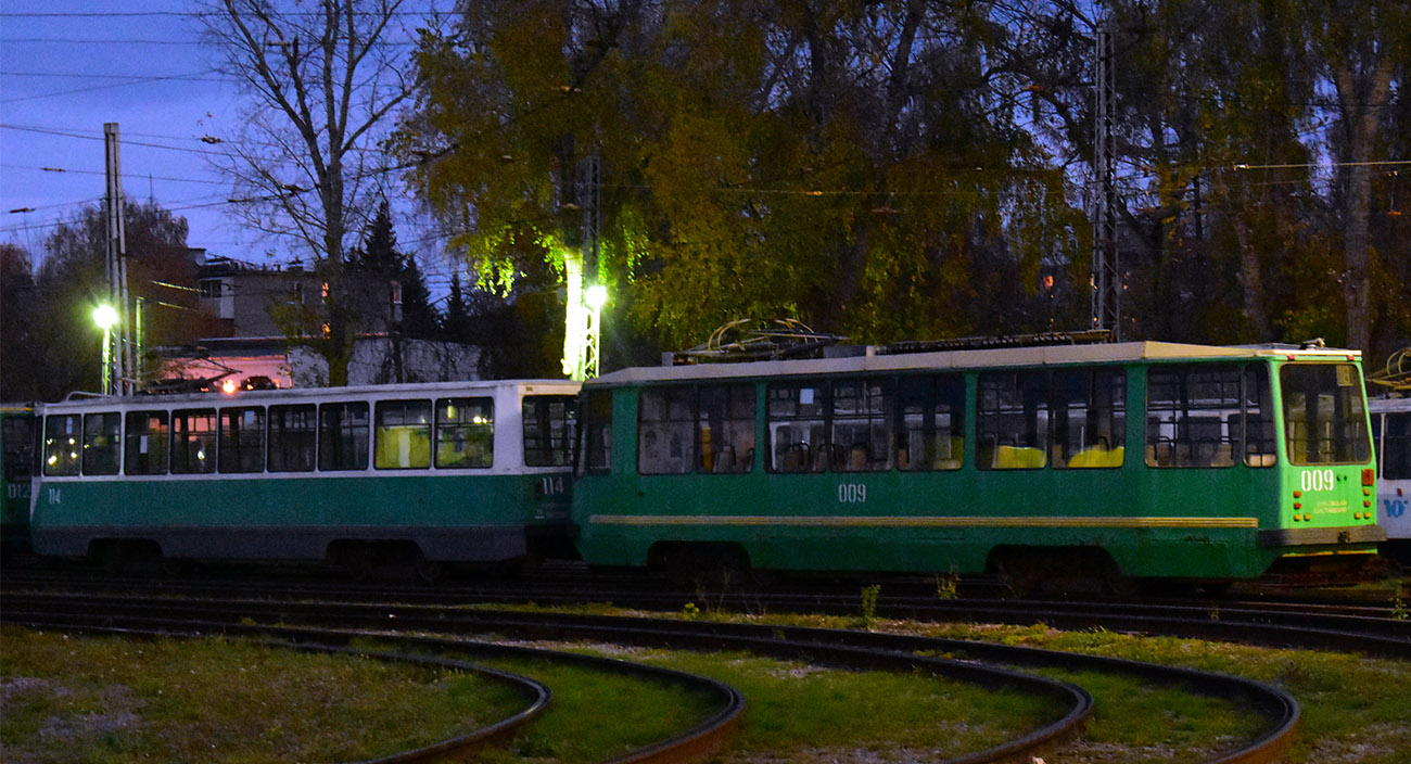 Коломна, 71-605 (КТМ-5М3) № 114; Коломна, 71-134К (ЛМ-99К) № 009