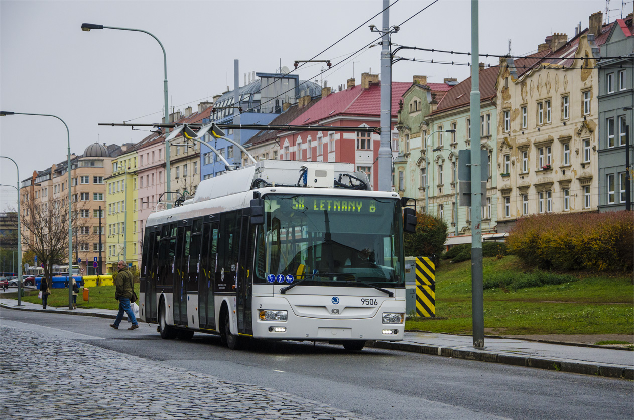 Прага, Škoda 30Tr SOR № 9506