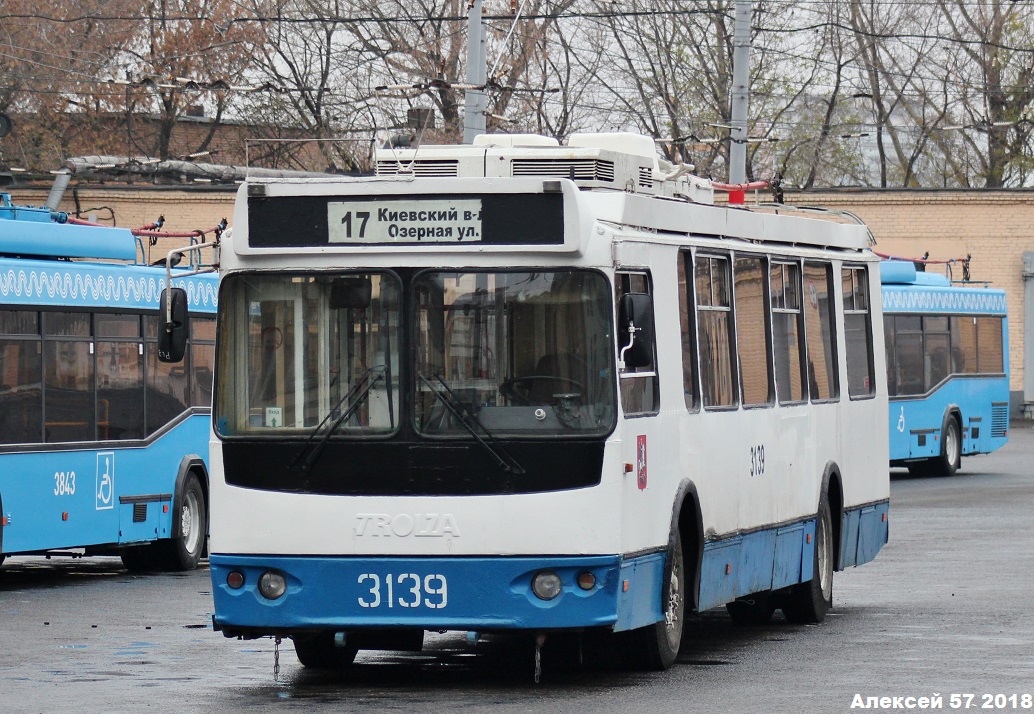 Москва, ЗиУ-682Г-016.02 (с широкой 1-й дверью) № 3139