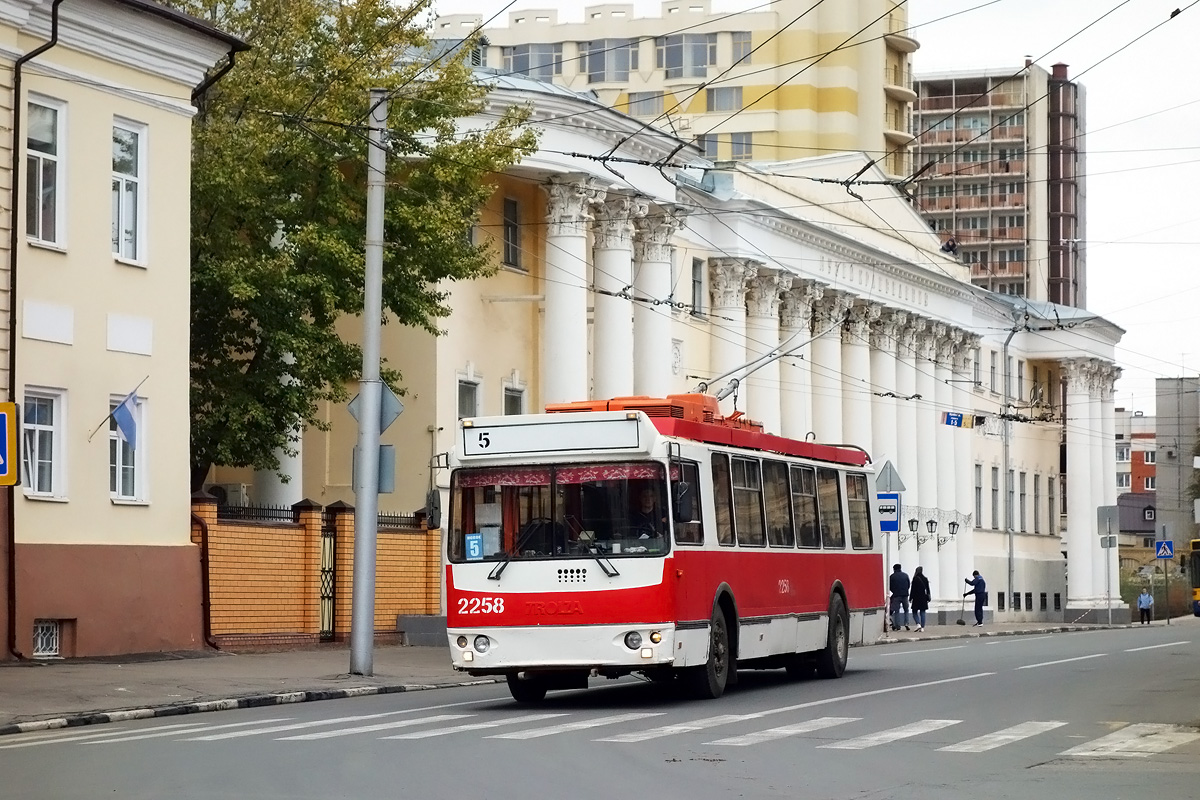 Саратов, ЗиУ-682Г-016.02 № 2258