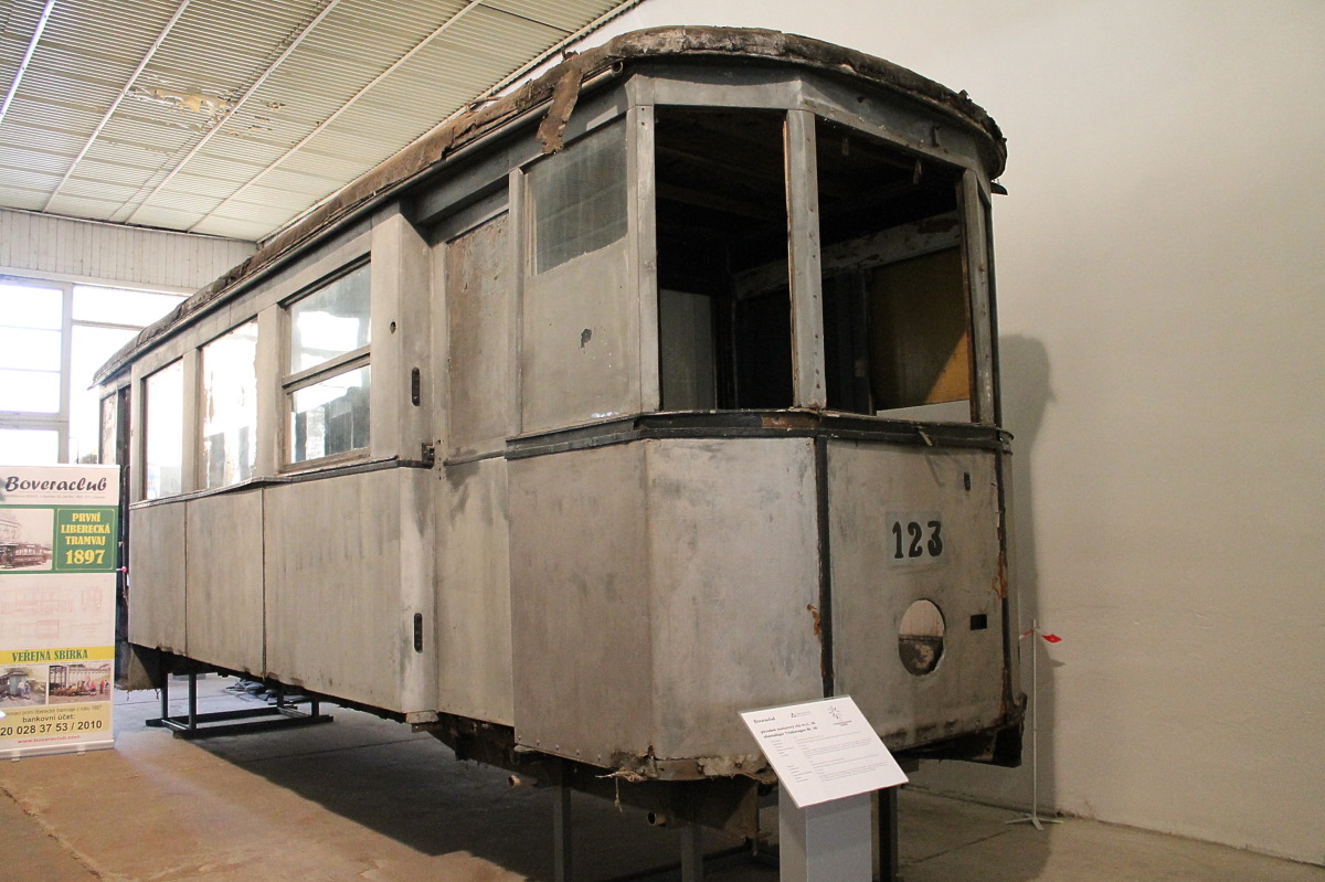 Liberec ― Jablonec nad Nisou, Česká Lípa 2-axle motor car N°. 36