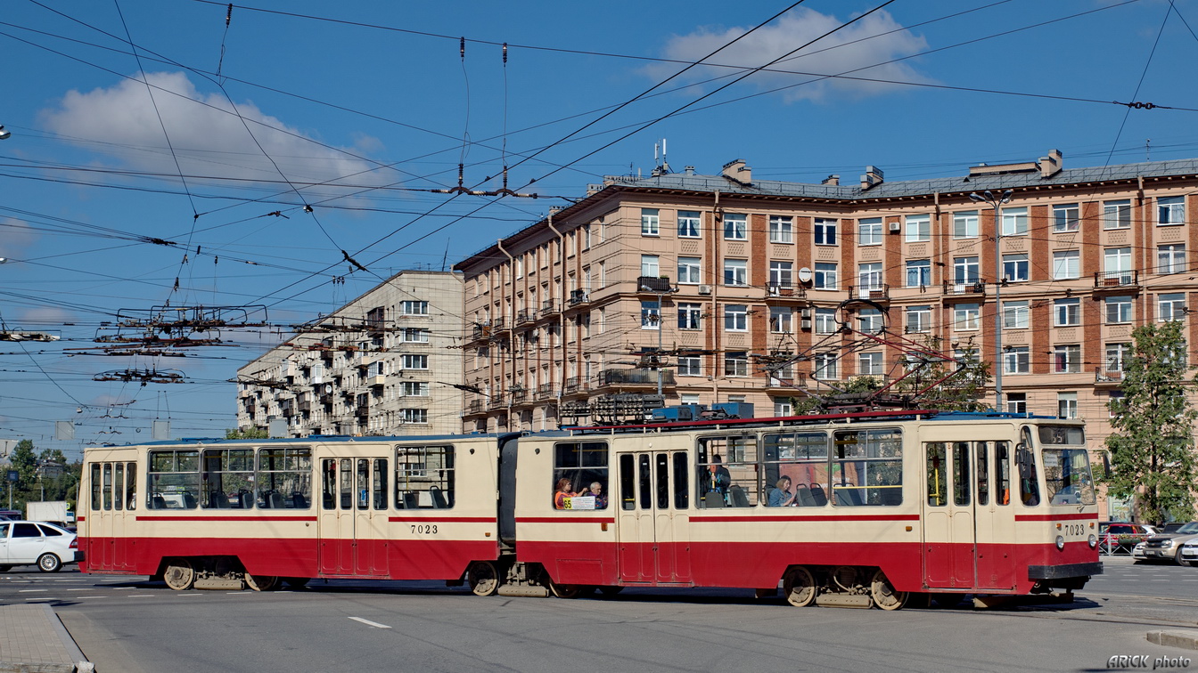 სანქტ-პეტერბურგი, LVS-86K № 7023