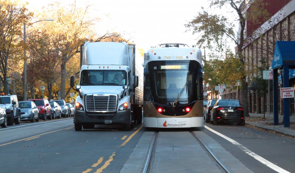 Милуоки, Brookville Liberty № 05; Милуоки — Линии и инфраструктура