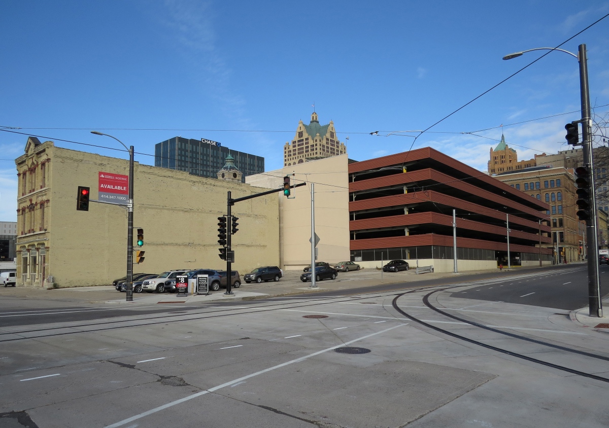 Милуоки — Линии и инфраструктура; Милуоки — Строительство трамвая