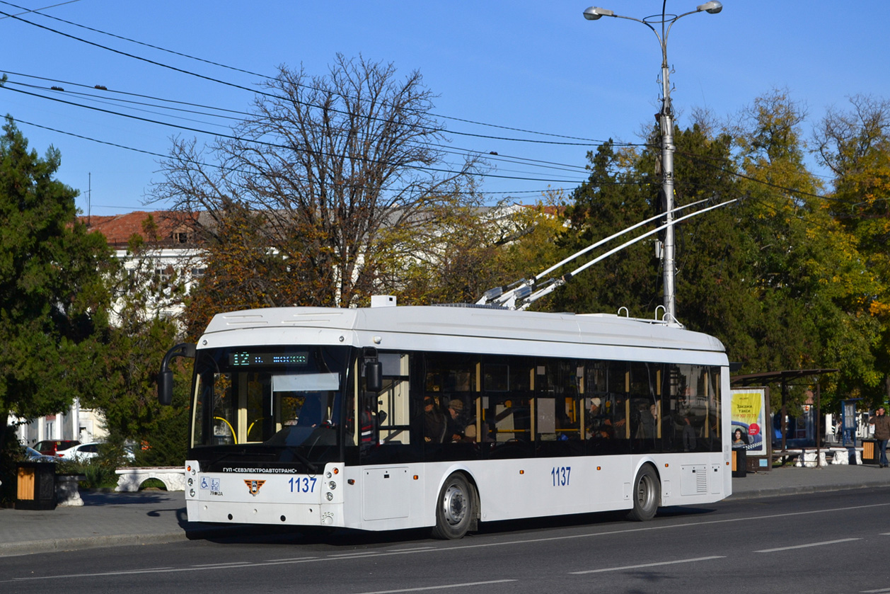 Севастополь, Тролза-5265.02 «Мегаполис» № 1137