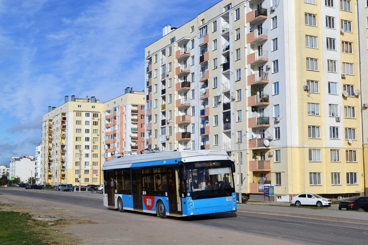 Севастополь, Тролза-5265.03 «Мегаполис» № 1095