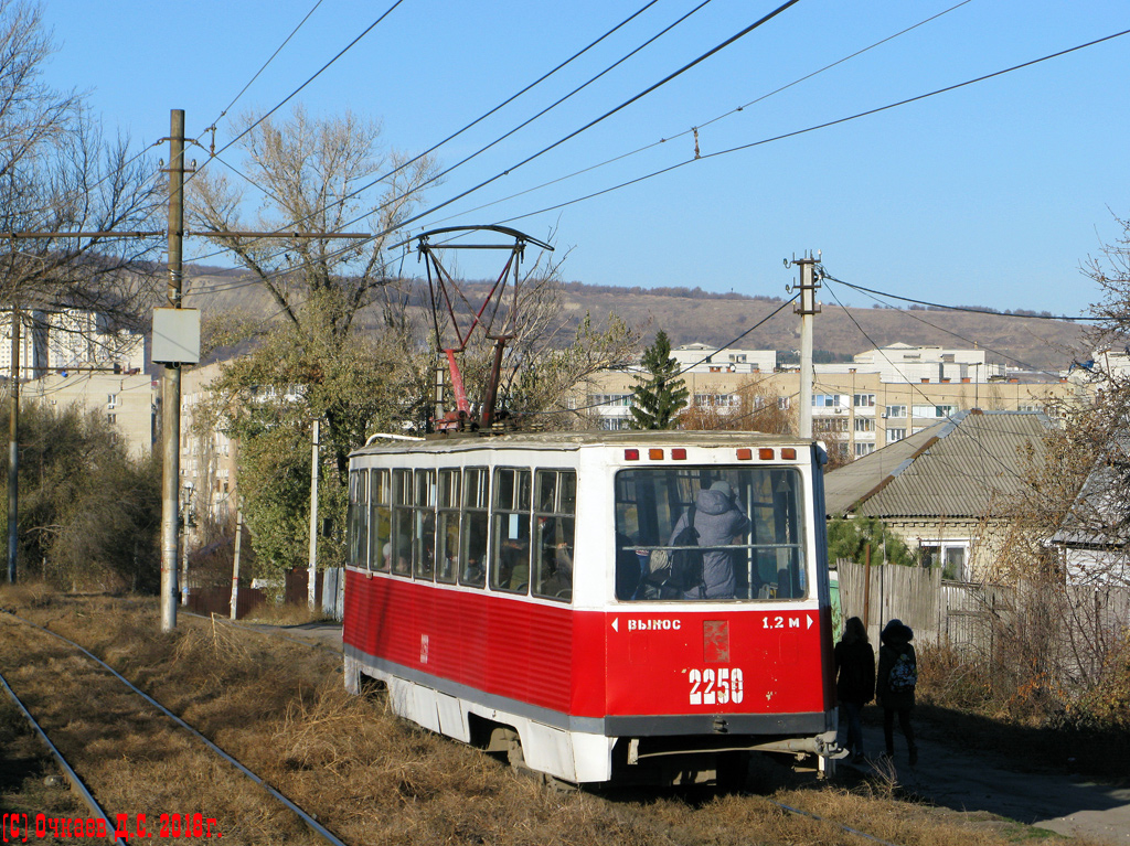 Саратов, 71-605 (КТМ-5М3) № 2250
