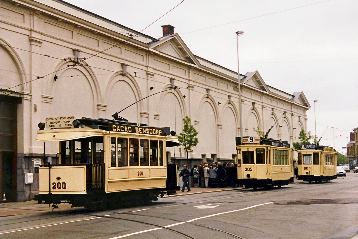 Антверпен, Двухосный моторный La Croyère № 200