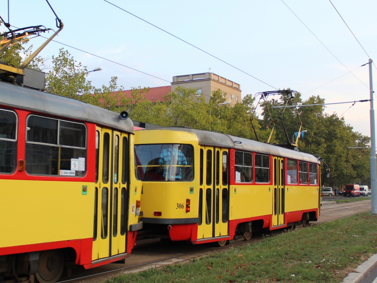 Мост ― Литвинов, Tatra T3M.3 № 306