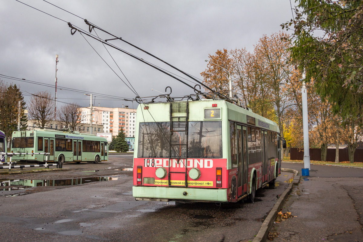 Могилёв, БКМ 32102 № 108