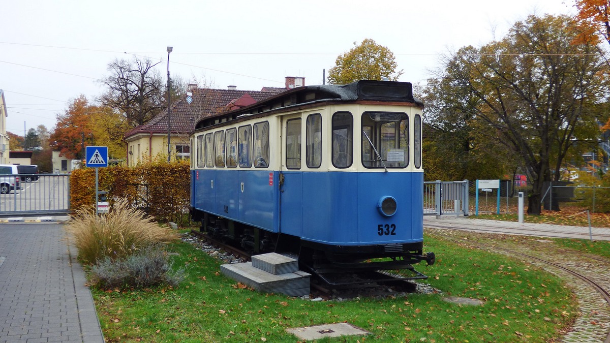 München, Berolina 2-axle motor car č. 532
