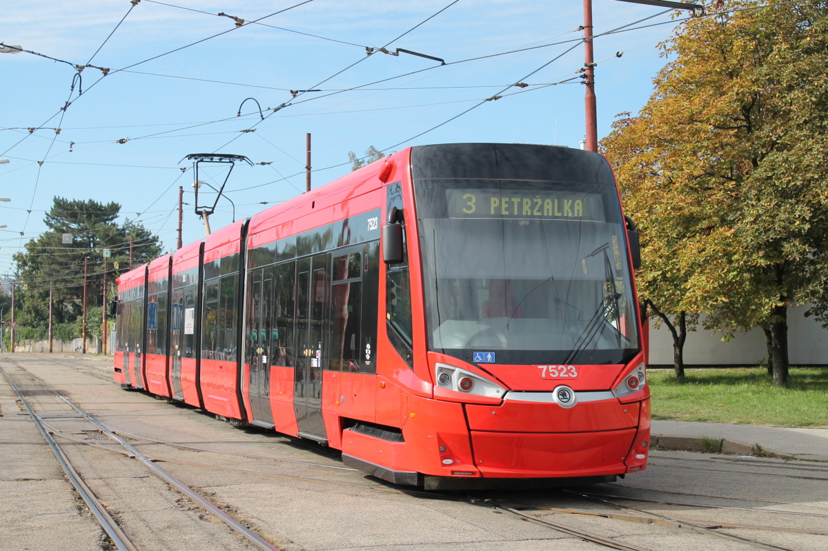 Братислава, Škoda 30T ForCity Plus № 7523