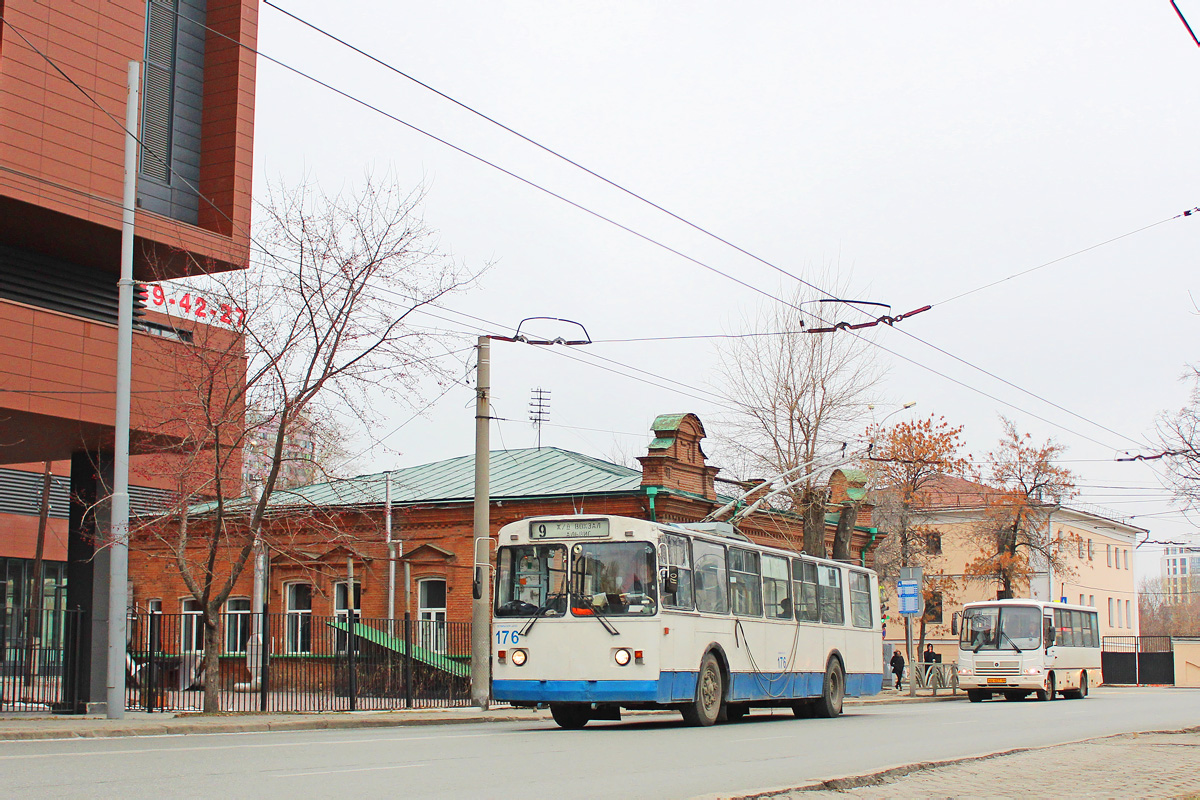 Екатеринбург, ЗиУ-682Г [Г00] № 176