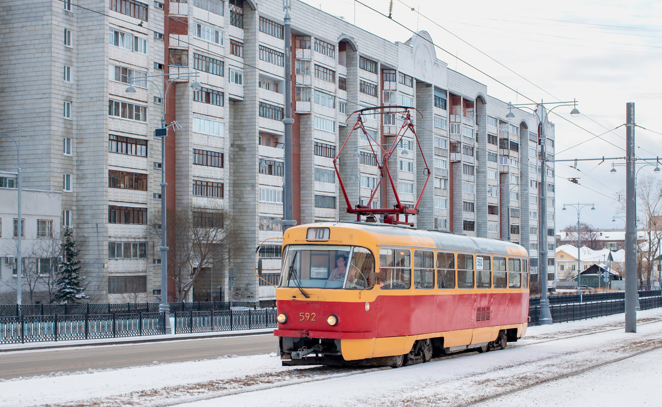 Jekatyerinburg, Tatra T3SU — 592