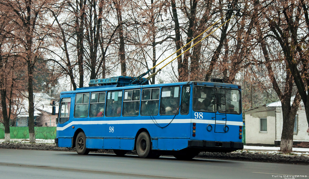 Полтава, ЮМЗ Т2 № 98