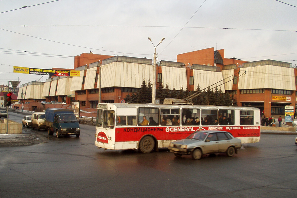 Омск, ЗиУ-682В [В00] № 295