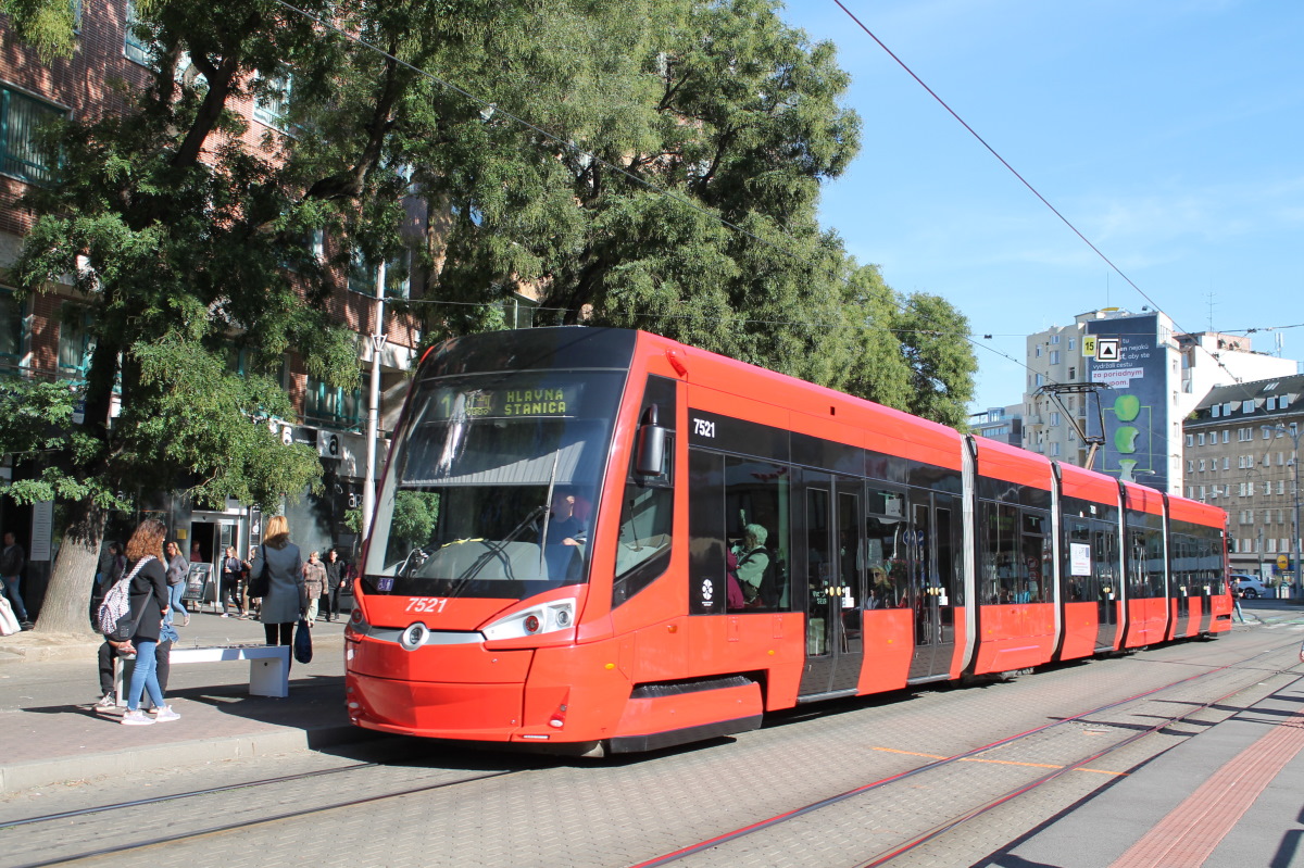 Братислава, Škoda 30T ForCity Plus № 7521