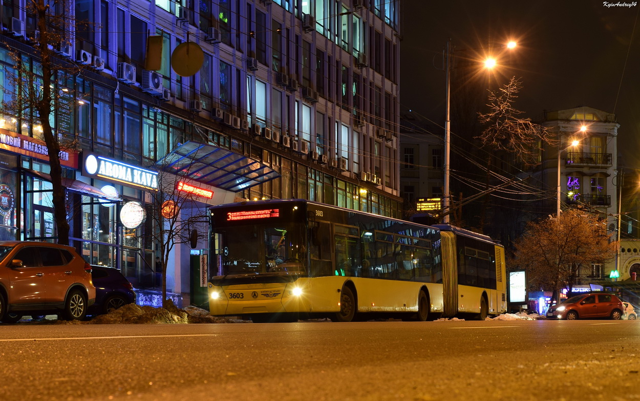 Kijev, LAZ E301D1 — 3603