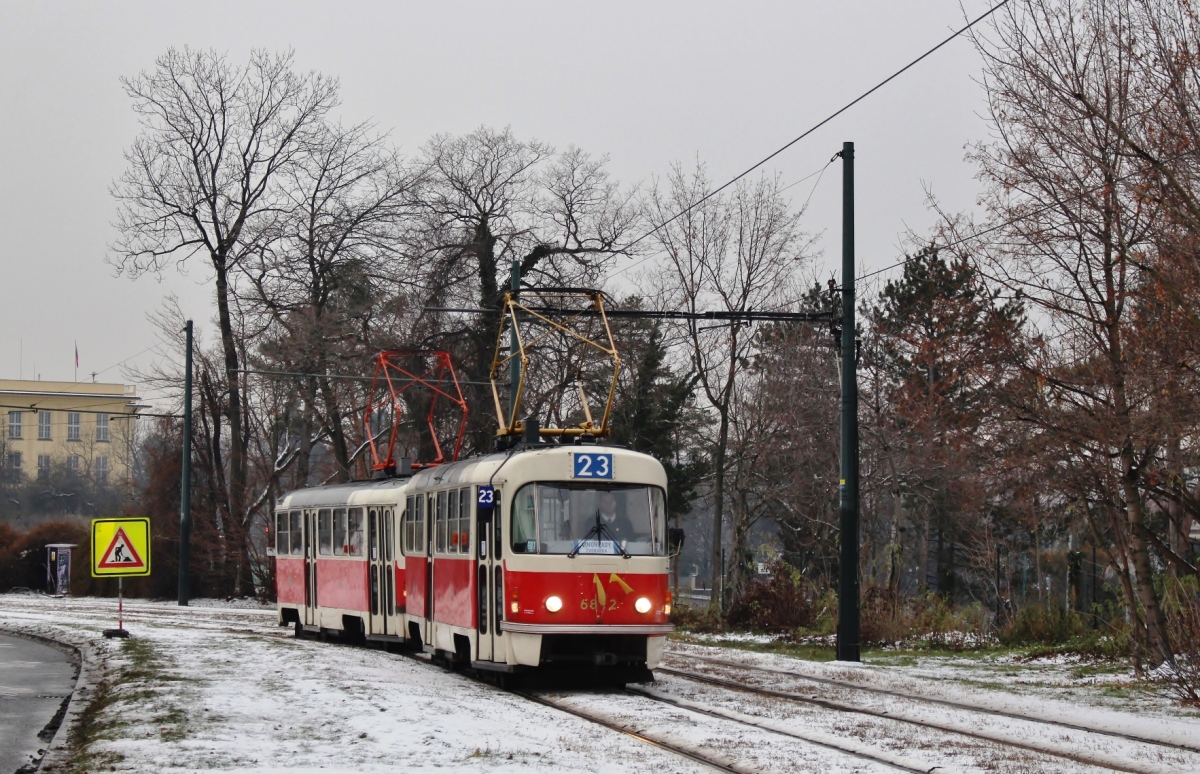 Прага, Tatra T3 № 6892