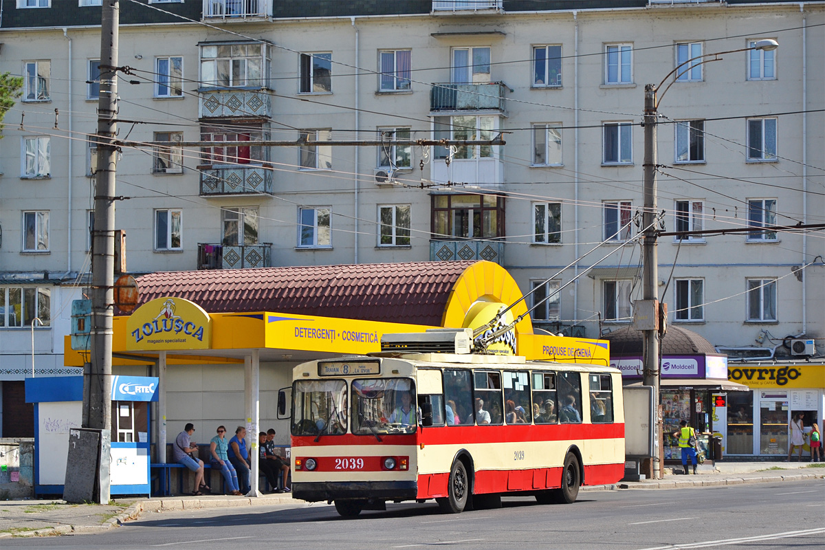 Кишинёв, ЗиУ-682В [В00] № 2039
