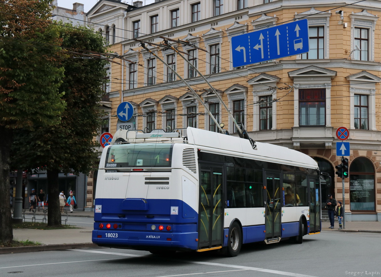 Рига, Škoda 24Tr Irisbus Citelis № 18023