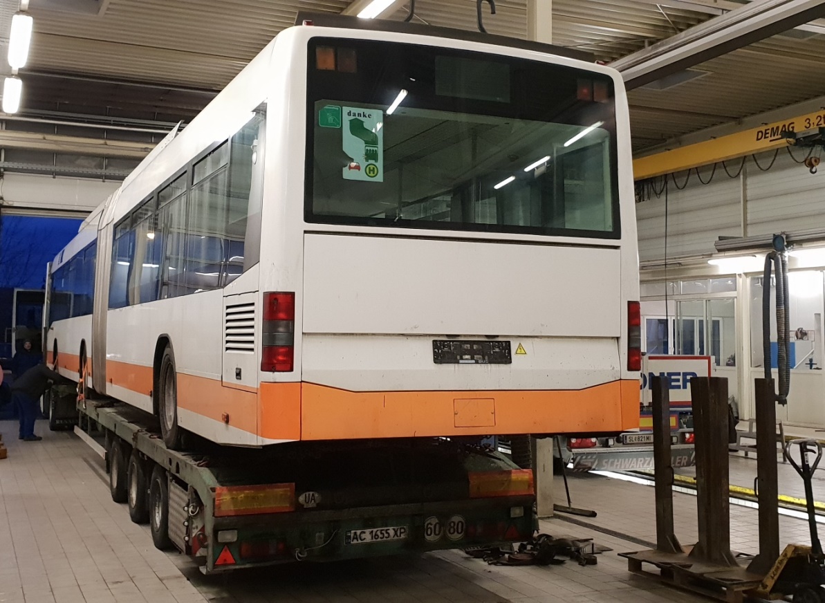 Линц, Volvo V 7000 AT № 218; Зальцбург — Транзит через Зальцбург