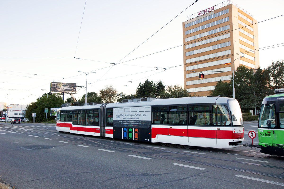 Брно, Vario LF2R.E № 1102