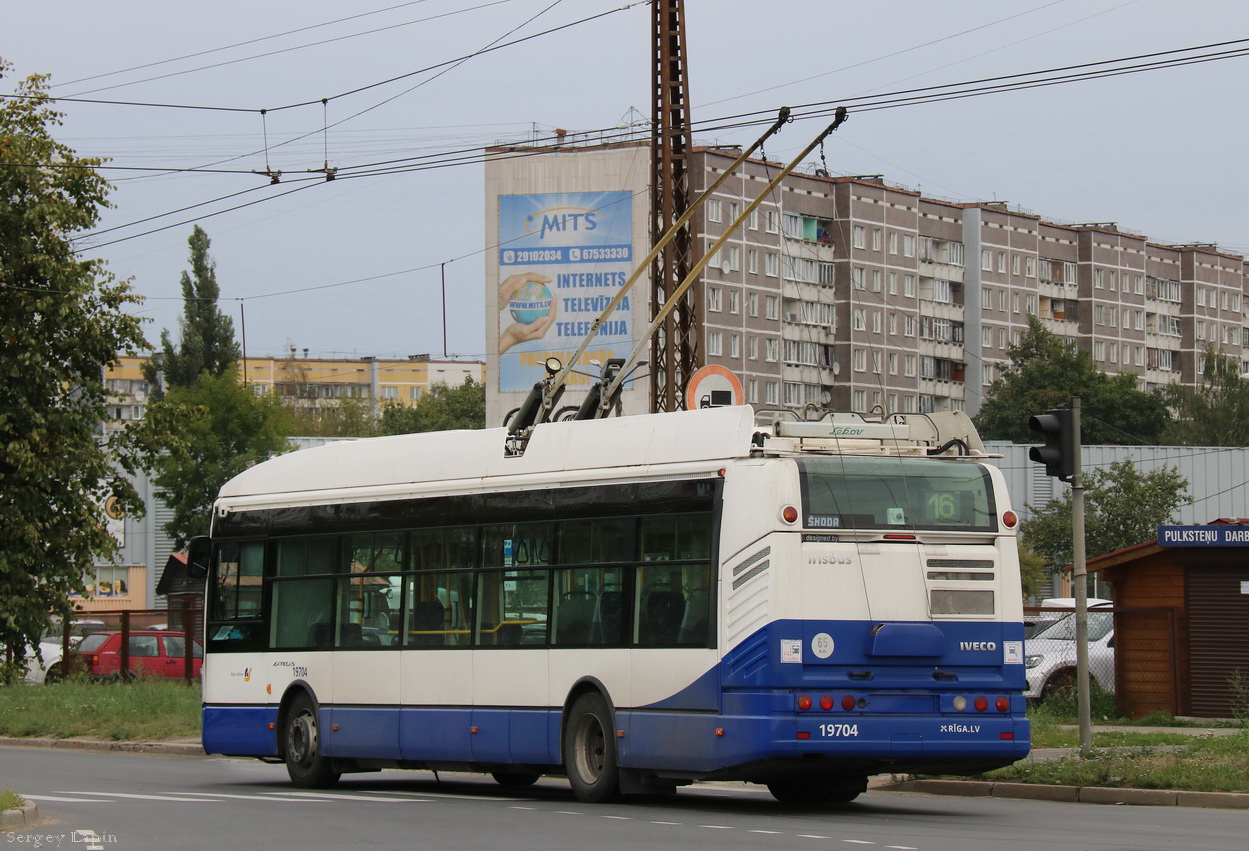 Рига, Škoda 24Tr Irisbus Citelis № 19704