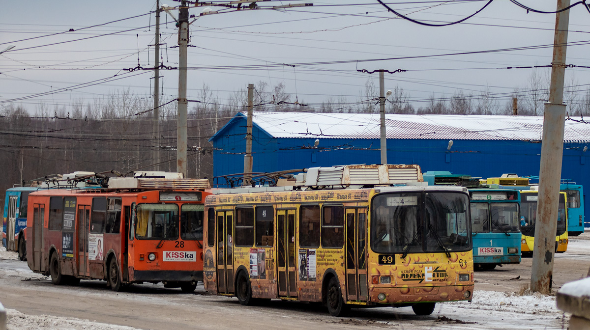 Rybinsk, LiAZ-5280 N°. 49