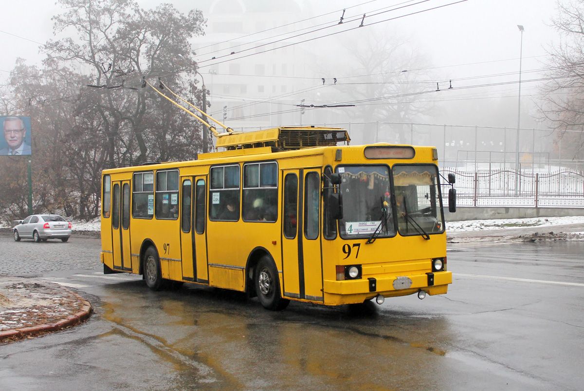 Полтава, ЮМЗ Т2 № 97