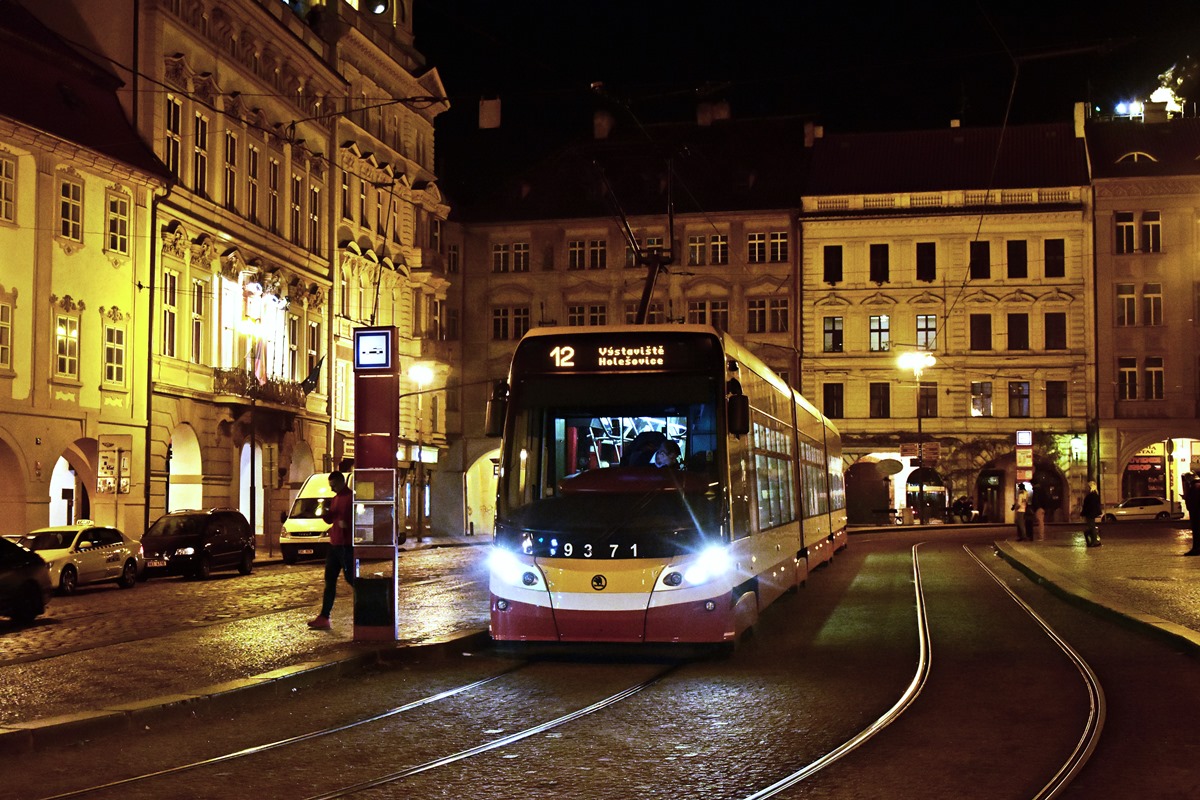 Прага, Škoda 15T5 ForCity Alfa Praha № 9371