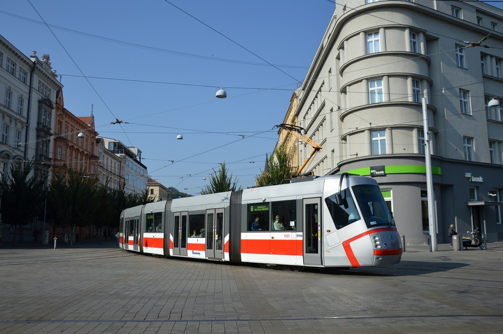 Брно, Škoda 13T Elektra № 1925