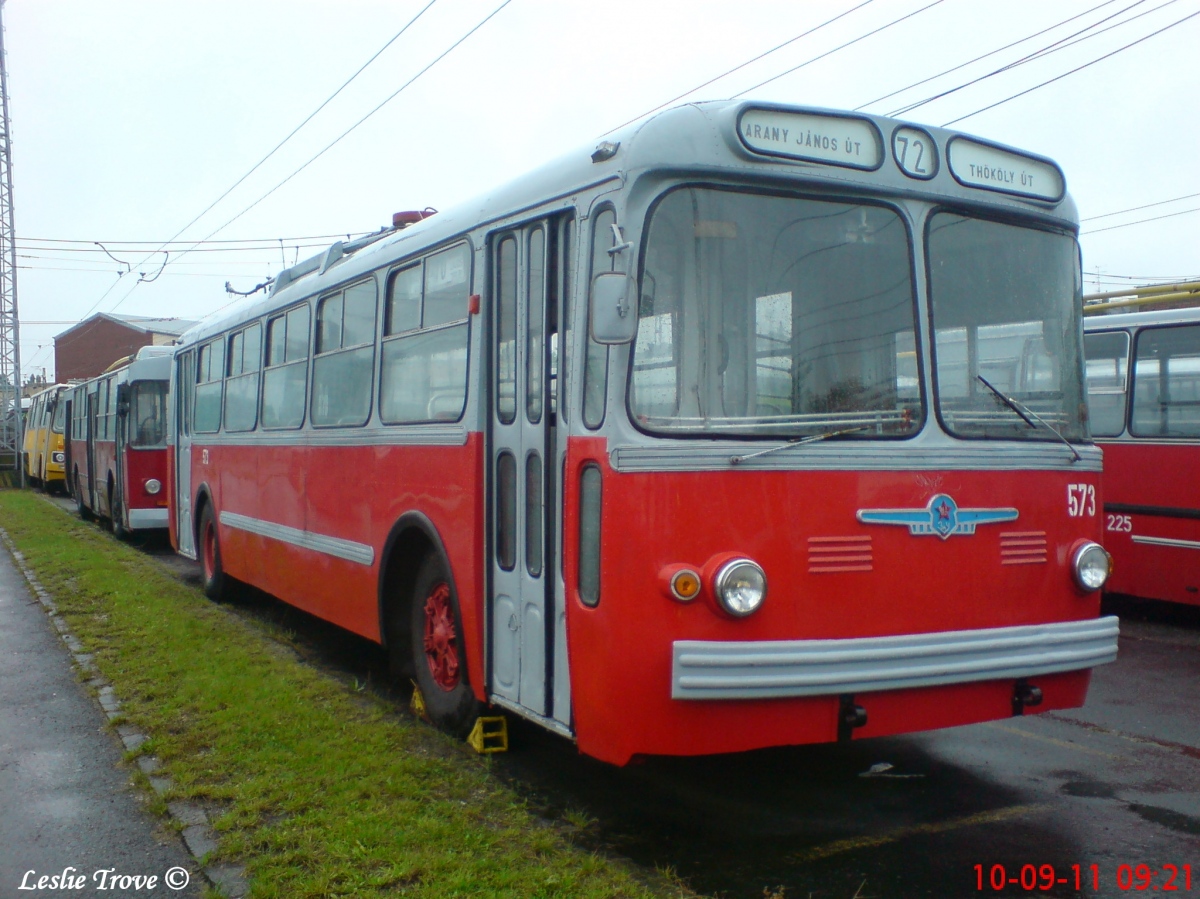 Будапешт, ЗиУ-5Д № 573; Будапешт — Троллейбусный парк Будапешт, ЗиУ-5Д № 573; Будапешт — Троллейбусный парк