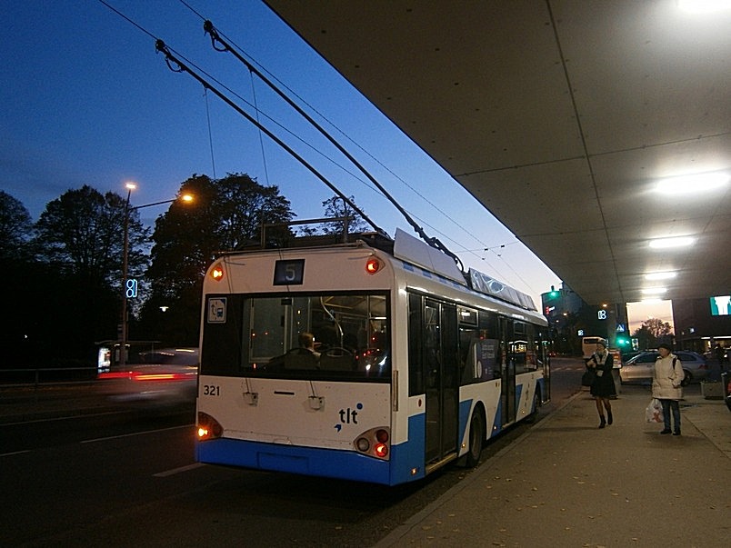 Tallinn, Solaris Trollino II 12 Ganz č. 321 Tallinn, Solaris Trollino II 12 Ganz č. 321