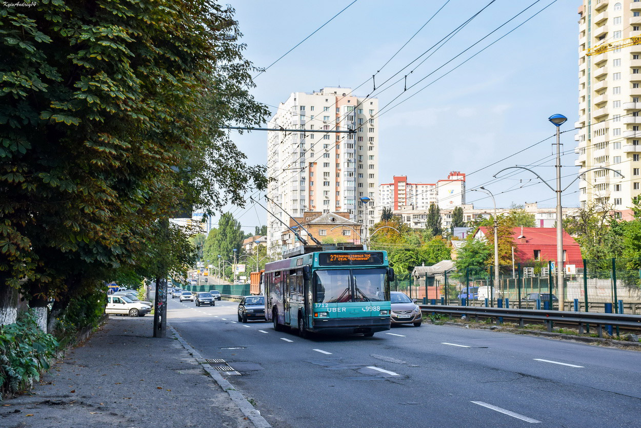 Київ, МАЗ-103Т № 3712