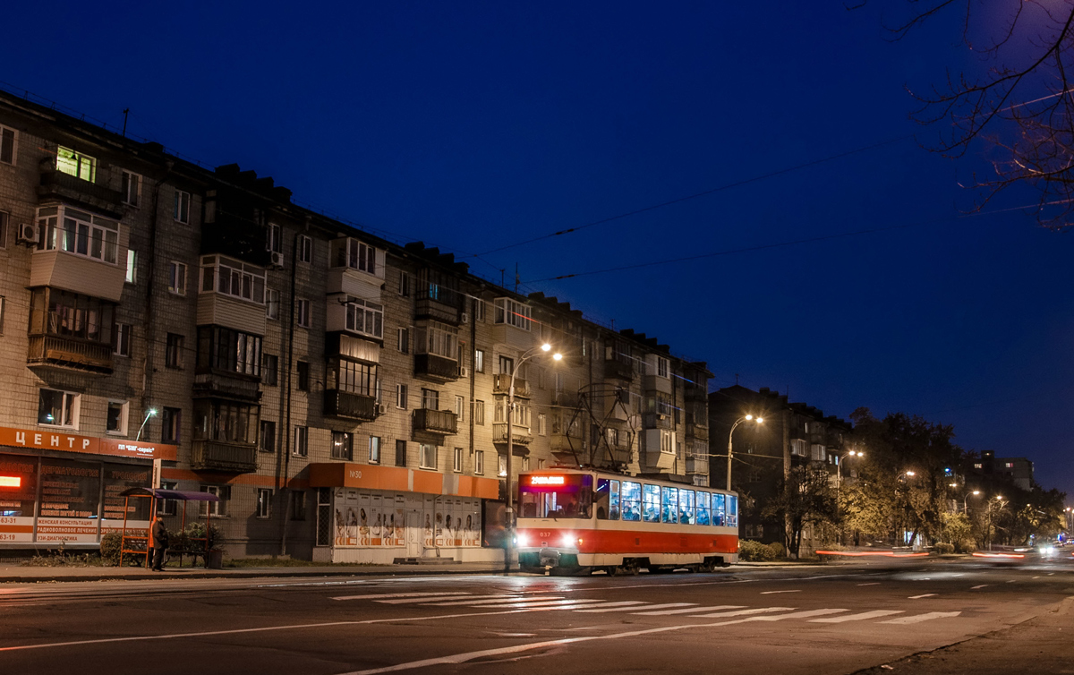 Kijev, Tatra T6B5SU Br. 037