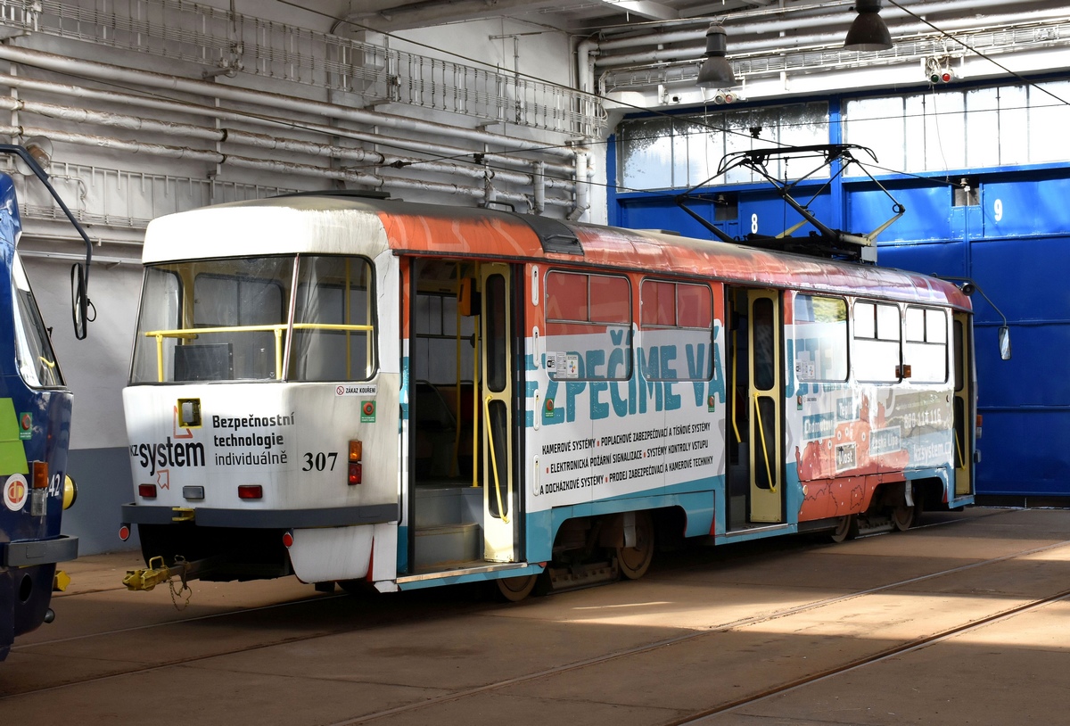 Мост ― Литвинов, Tatra T3M.3 № 307