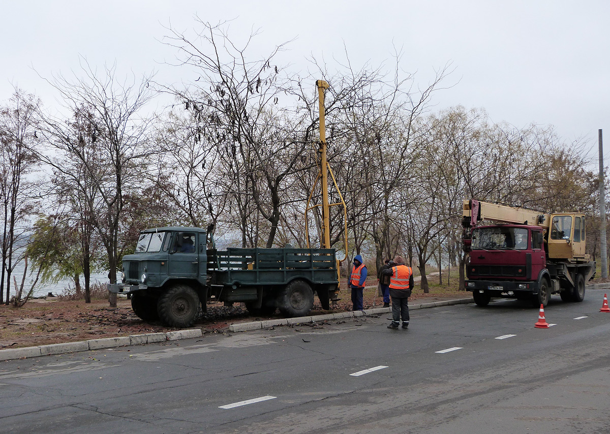Николаев — Строительства троллейбусных линий; Николаев — Трамвайные и троллейбусные линии