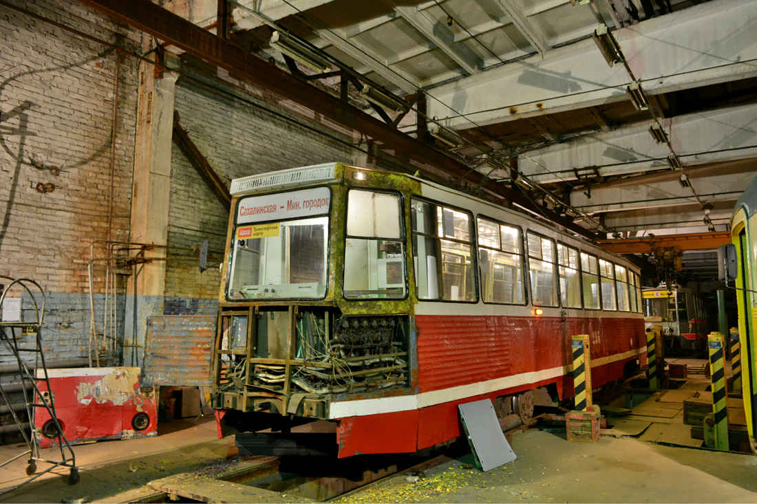 Владивосток, 71-605 (КТМ-5М3) № 295 Владивосток, 71-605 (КТМ-5М3) № 295