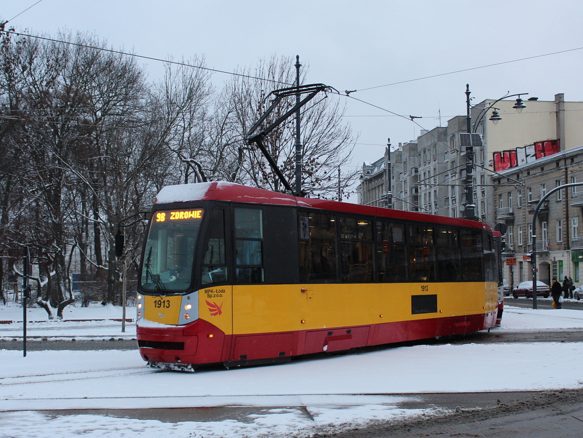Лодзь, Konstal/MPK 805N-M16 № 1913 Лодзь, Konstal/MPK 805N-M16 № 1913