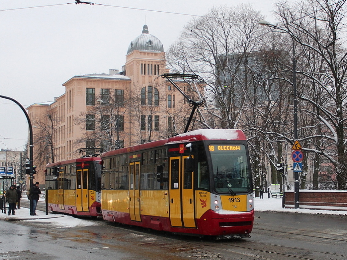 Лодзь, Konstal/MPK 805N-M16 № 1913 Лодзь, Konstal/MPK 805N-M16 № 1913