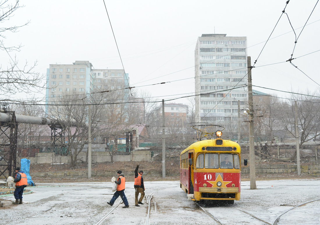 Владивосток, РВЗ-6М2 № 10; Владивосток — Разные фотографии Владивосток, РВЗ-6М2 № 10; Владивосток — Разные фотографии