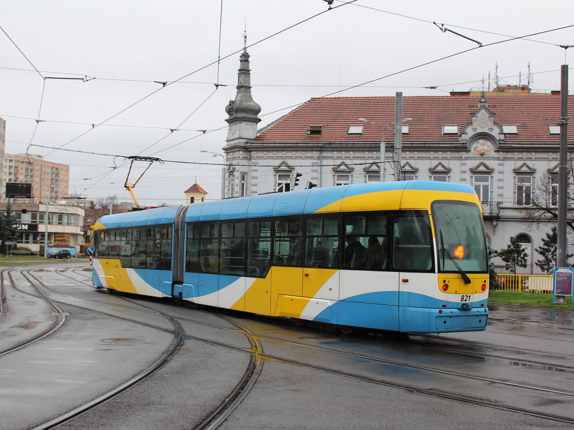 Кошице, Vario LF2+ № 821