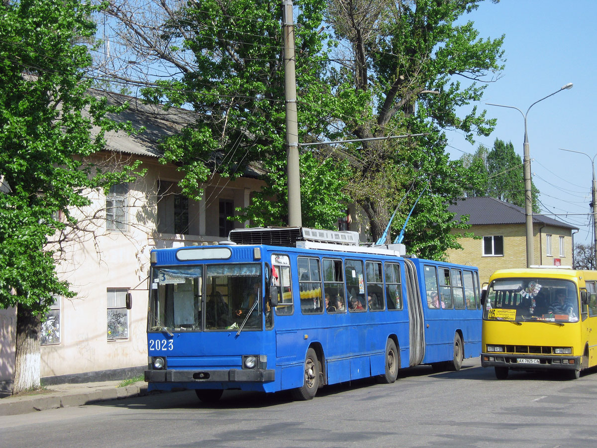 Харьков, ЮМЗ Т1 № 2023