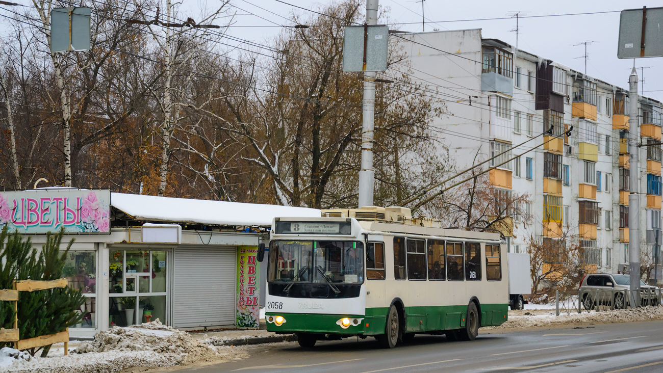 Penza, ZiU-682G-016.02 — 2058