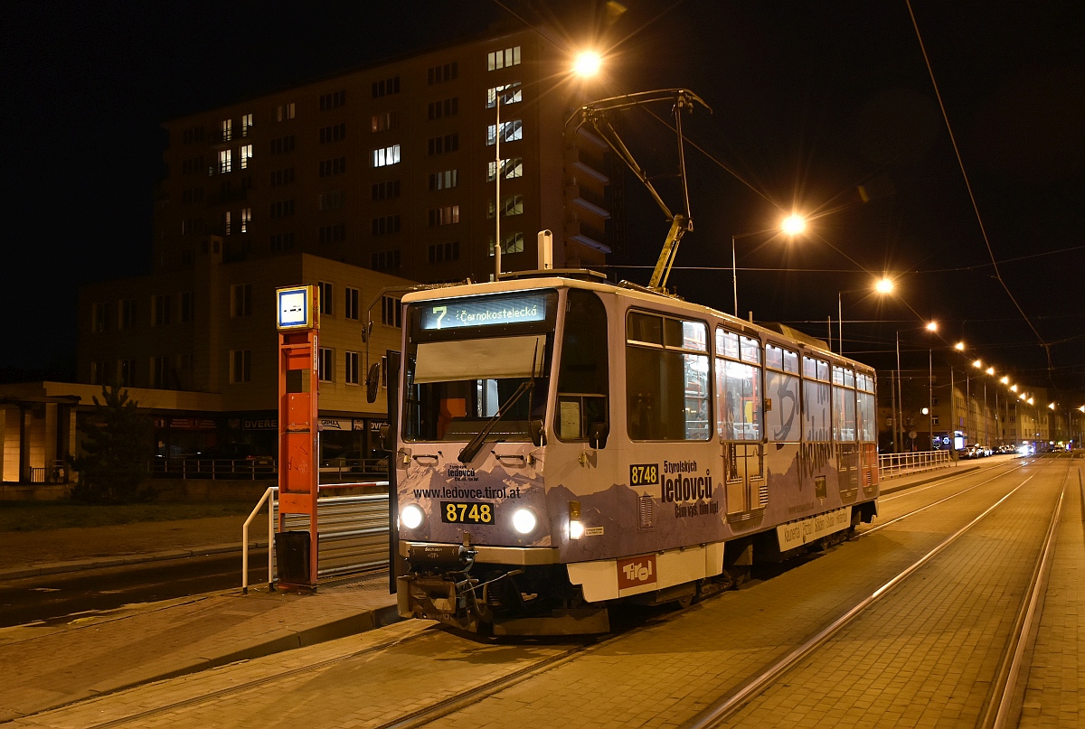 Прага, Tatra T6A5 № 8748