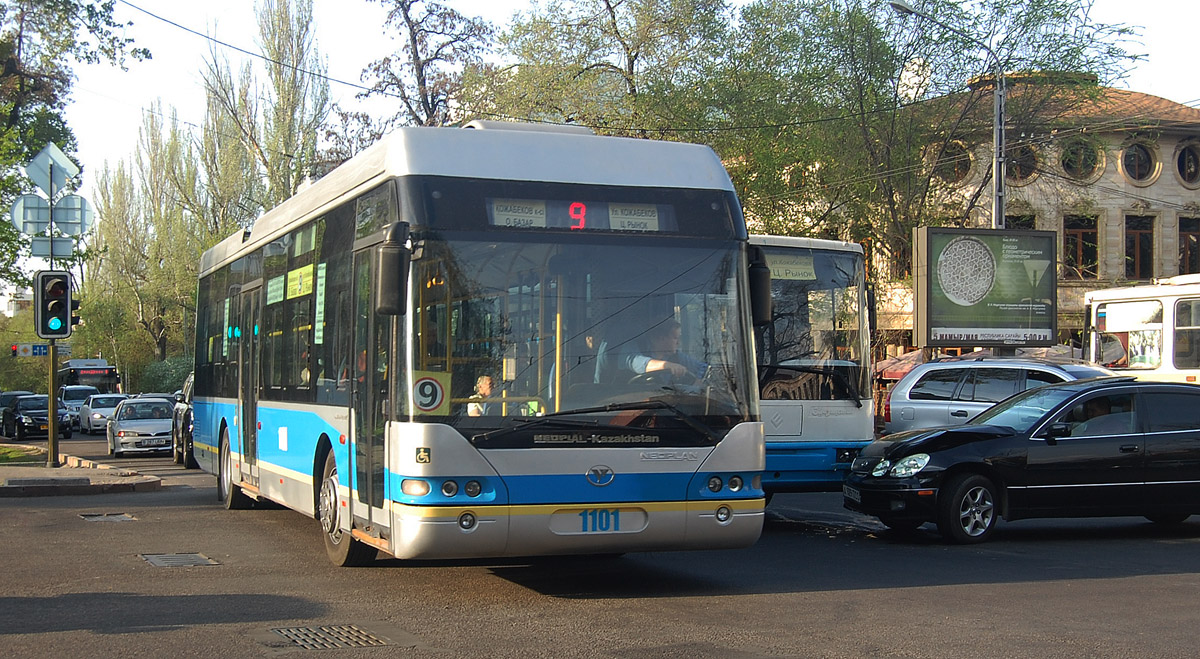 Almatî, YoungMan JNP6120GDZ (Neoplan Kazakhstan) Nr. 1101
