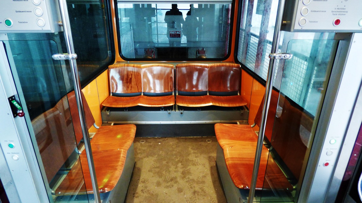 Цюрих, SWS № 1; Цюрих — Seilbahn Rigiblick