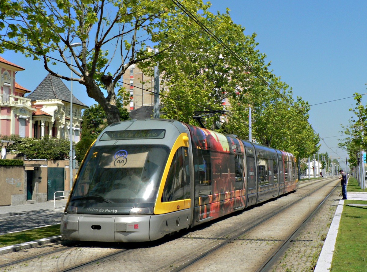 Порту, Bombardier Eurotram (Flexity Outlook) № MP024